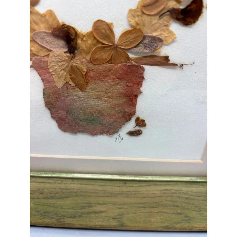 Vtg Botanical Art Framed Pressed Flower‎ Heart Green Wood Frame Wall Decor